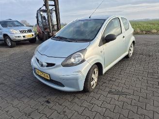 Toyota Aygo 1.0 12v picture 3