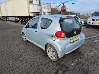 Toyota Aygo 1.0 12v picture 2