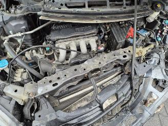 Honda Civic 1.4 picture 9