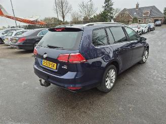 uszkodzony samochody osobowe Volkswagen Golf Variant 1.4 TSi 2016/1