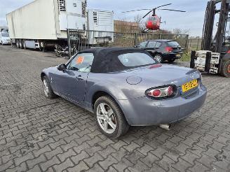 Mazda MX-5 1.8 16v picture 2