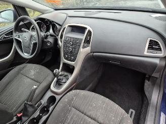 Opel Astra Sports Tourer 1.3 CDTi picture 5