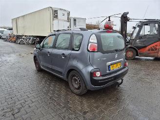 Citroën C3 picasso 1.6 picture 2