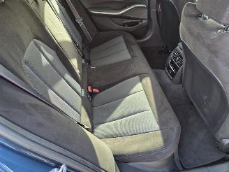 BMW 3-serie 330e Touring picture 16