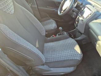 Peugeot 108 1.0 12v picture 10