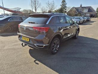 Voiture accidenté Volkswagen T-Roc 1.0 TSi 2019/7