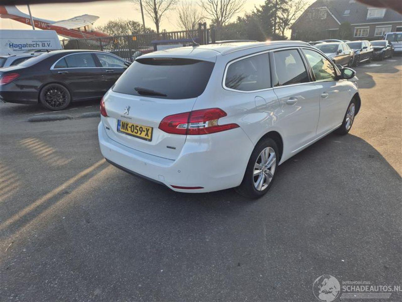 Peugeot 308 SW 1.2 12v