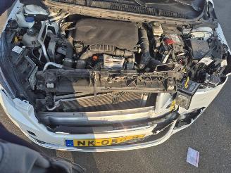 Peugeot 308 SW 1.2 12v picture 10
