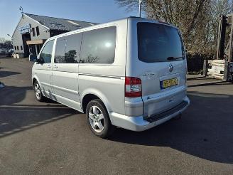 Volkswagen Multivan 2.5 TDi picture 2
