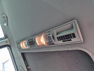 Volkswagen Multivan 2.5 TDi picture 16