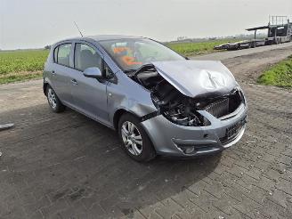 Opel Corsa 1.2 16v picture 4