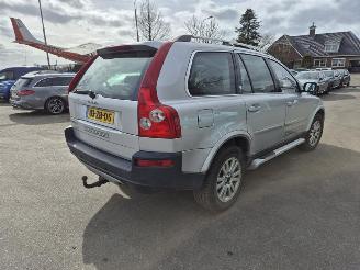 Vaurioauto  passenger cars Volvo Xc-90 2.9 T6 2004/11