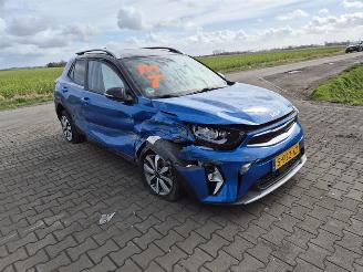 Kia Stonic 1.0 Hybrid picture 4