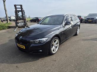 BMW 3-serie 318i Touring picture 3