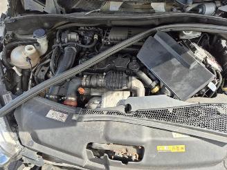 Peugeot 208 1.6 HDi picture 9