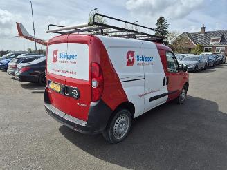 krockskadad bil bedrijf Opel Combo 1.3 CDTi 2018/4