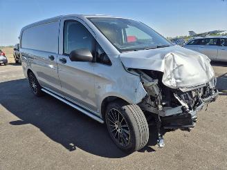 Mercedes Vito 116 CDi Koelwagen picture 4