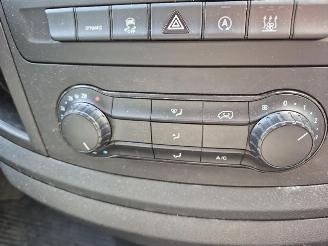 Mercedes Vito 116 CDi Koelwagen picture 7