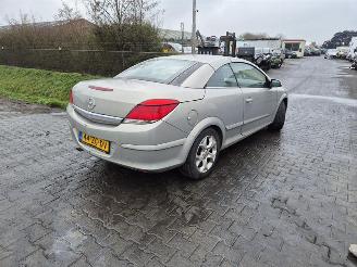 Sloopauto Opel Astra TwinTop 1.6 16v 2008/1