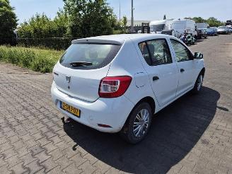 Vrakbiler auto Dacia Sandero 0.9 TCe 2013/11