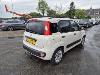 Schadeauto Fiat Panda 0.9 TwinAir Turbo 85 2012/5