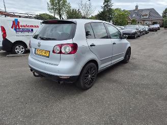 uszkodzony samochody osobowe Volkswagen Golf plus 1.6 2006/12