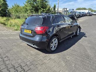 Démontage voiture Mercedes A-klasse 180 2016/4