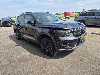 Volvo EX40 82 kWh picture 4