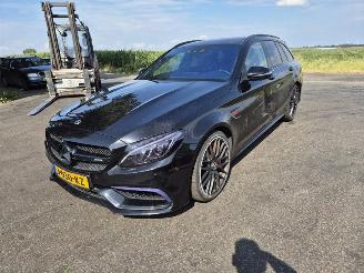 Mercedes C-klasse Estate C-63 AMG 4.0 V8 Biturbo picture 3