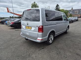 uszkodzony samochody ciężarowe Volkswagen Transporter 2.0 BiTDi 2015/12
