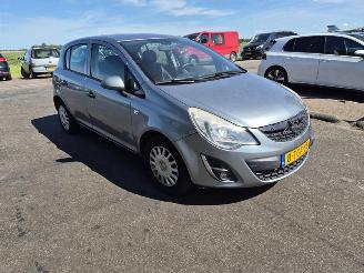 Opel Corsa 1.2 picture 4