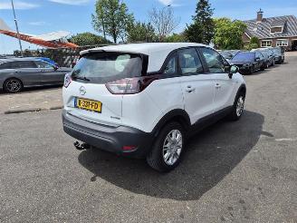 Vaurioauto  passenger cars Opel Crossland X 1.2 Turbo 2020/3
