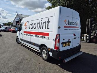 Renault Master 2.3 dCi picture 2