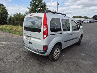 Salvage car Renault Kangoo 1.5 dCi 2013/1