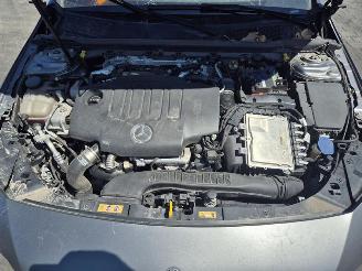 Mercedes Cla-klasse 200d picture 10