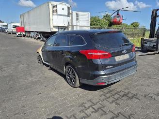 Ford Focus Wagon 1.0 EcoBoost picture 2