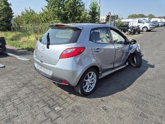 Vrakbiler auto Mazda 2 1.5 16v 2009/7