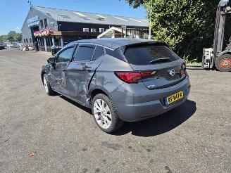 Opel Astra 1.6 CDTi picture 2