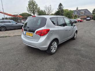 Vaurioauto  passenger cars Opel Meriva 1.4 Turbo 2011/6