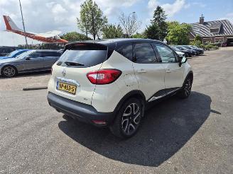 uszkodzony samochody osobowe Renault Captur 0.9 TCe 2015/5