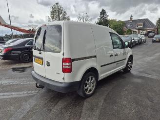 damaged commercial vehicles Volkswagen Caddy 1.6 TDi 2013/3