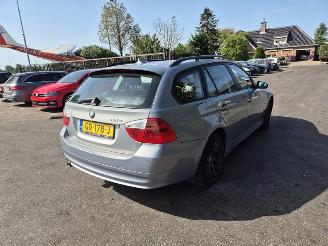 Schadeauto BMW 3-serie 318d Touring 2006/12