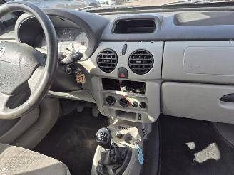 Renault Kangoo 1.6 16v picture 6