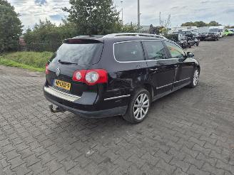 Salvage car Volkswagen Passat Variant 1.4 TSi 2010/4