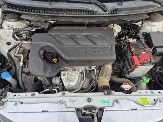 Suzuki Baleno 1.0 picture 9