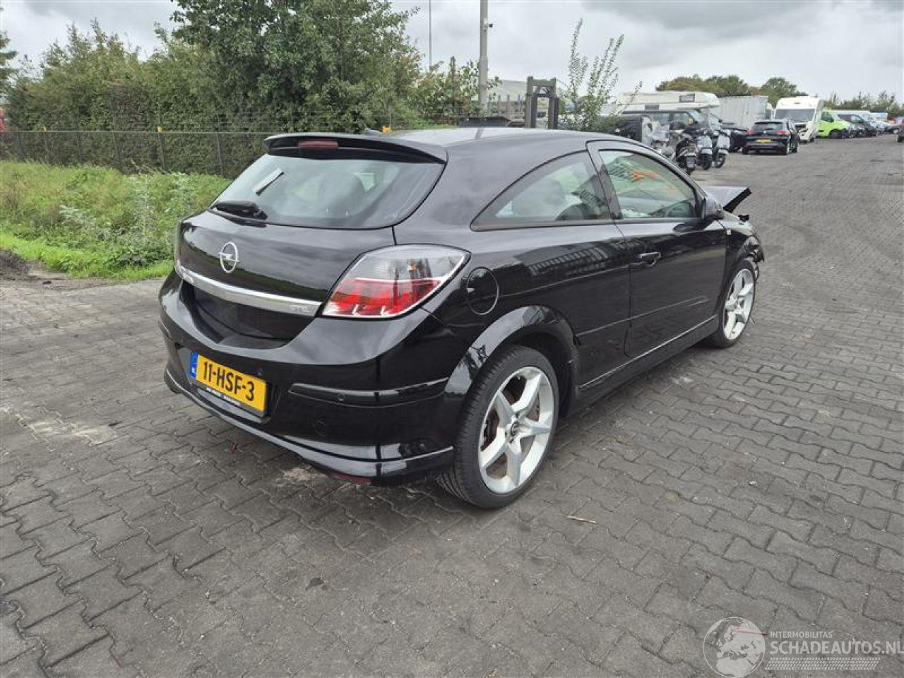 Opel Astra 1.8 GTC