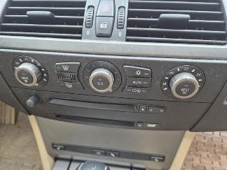 BMW 5-serie 525i Touring picture 10