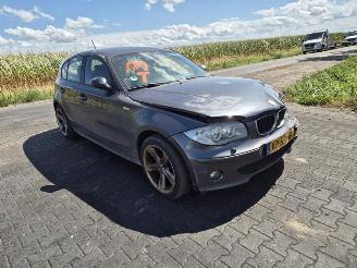 BMW 1-serie 120d picture 4