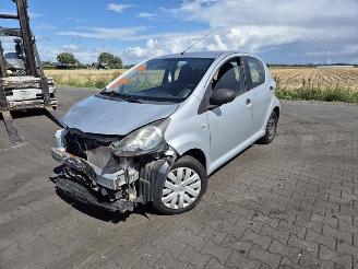 Toyota Aygo 1.0 12v picture 3