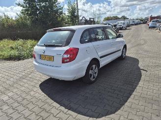 Vrakbiler auto Skoda Fabia Combi 1.2 TDi 2013/8